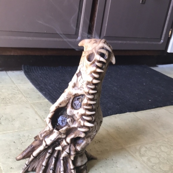 Skeleton dragon 🐉 incense burner - Picture 4 of 9
